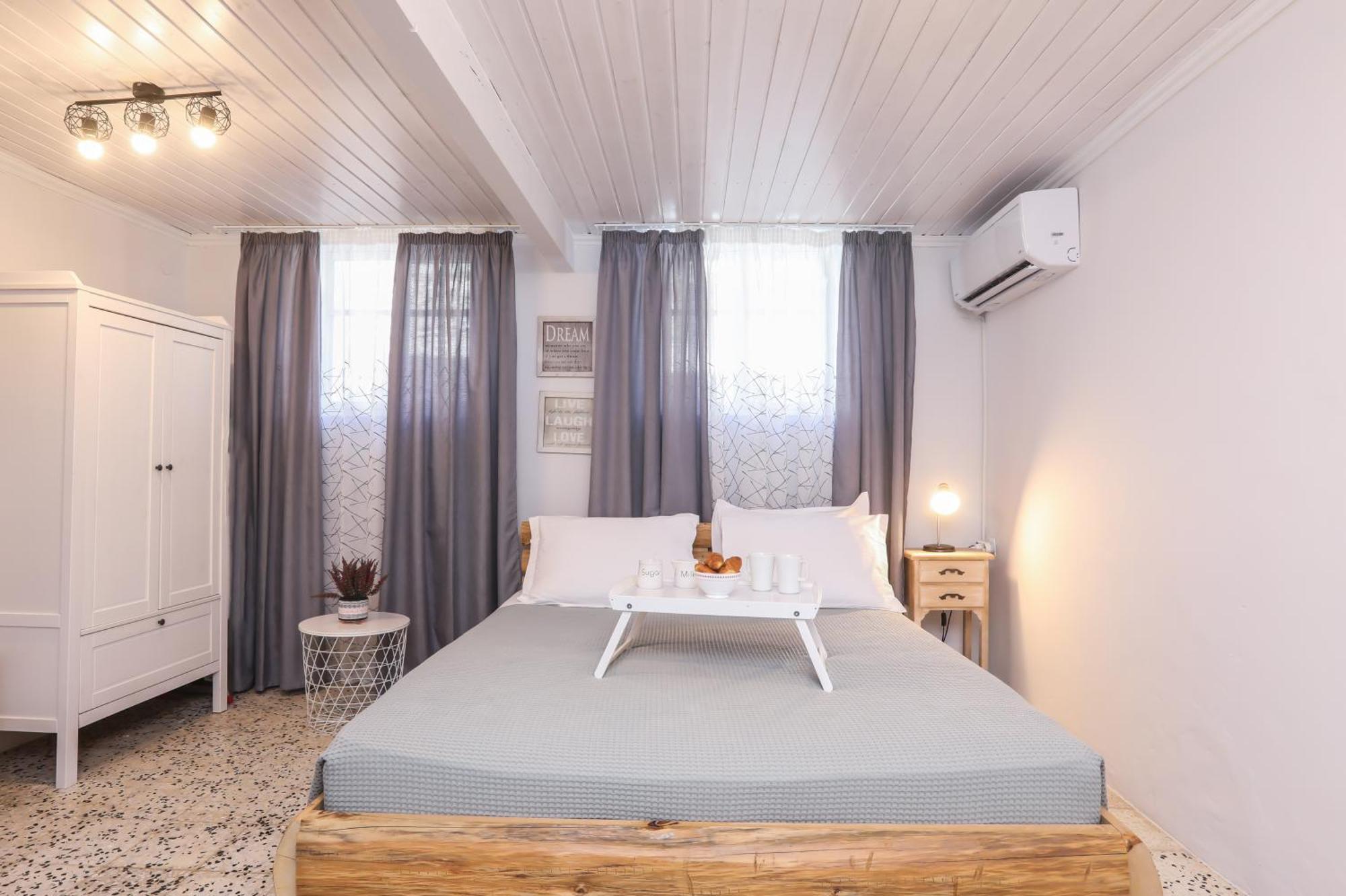 Appartamento Joannas Sea-View Stone House Katávolos Esterno foto